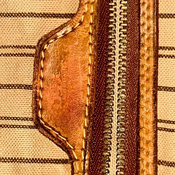 Louis Vuitton Neverful GM Monogram Brown Tote Bag - Picture 10 of 11